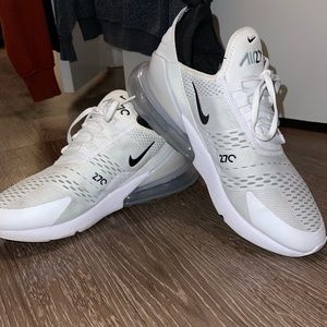 Nikes worn a few times to lift at the gym. Great condition